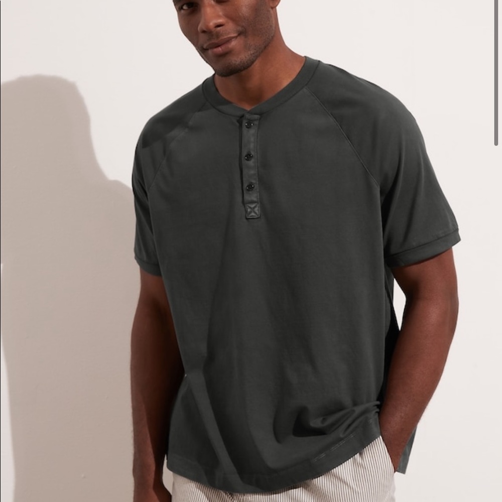 NWT Banana Republic Henley
